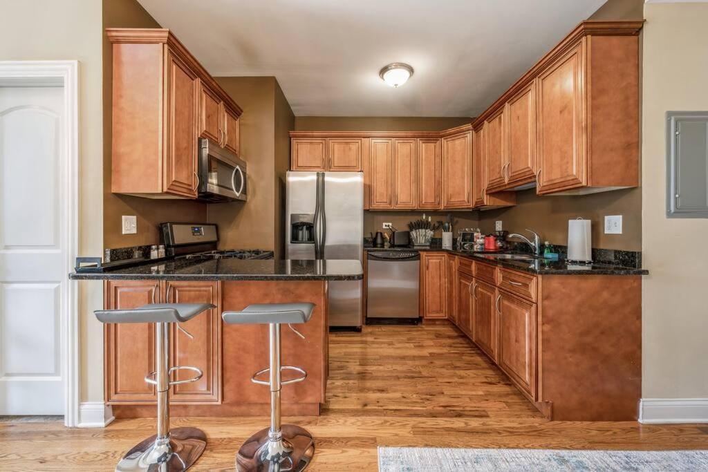 Lovely 2 Bed 3 Miles From Dt W Free Parking Чикаго Экстерьер фото